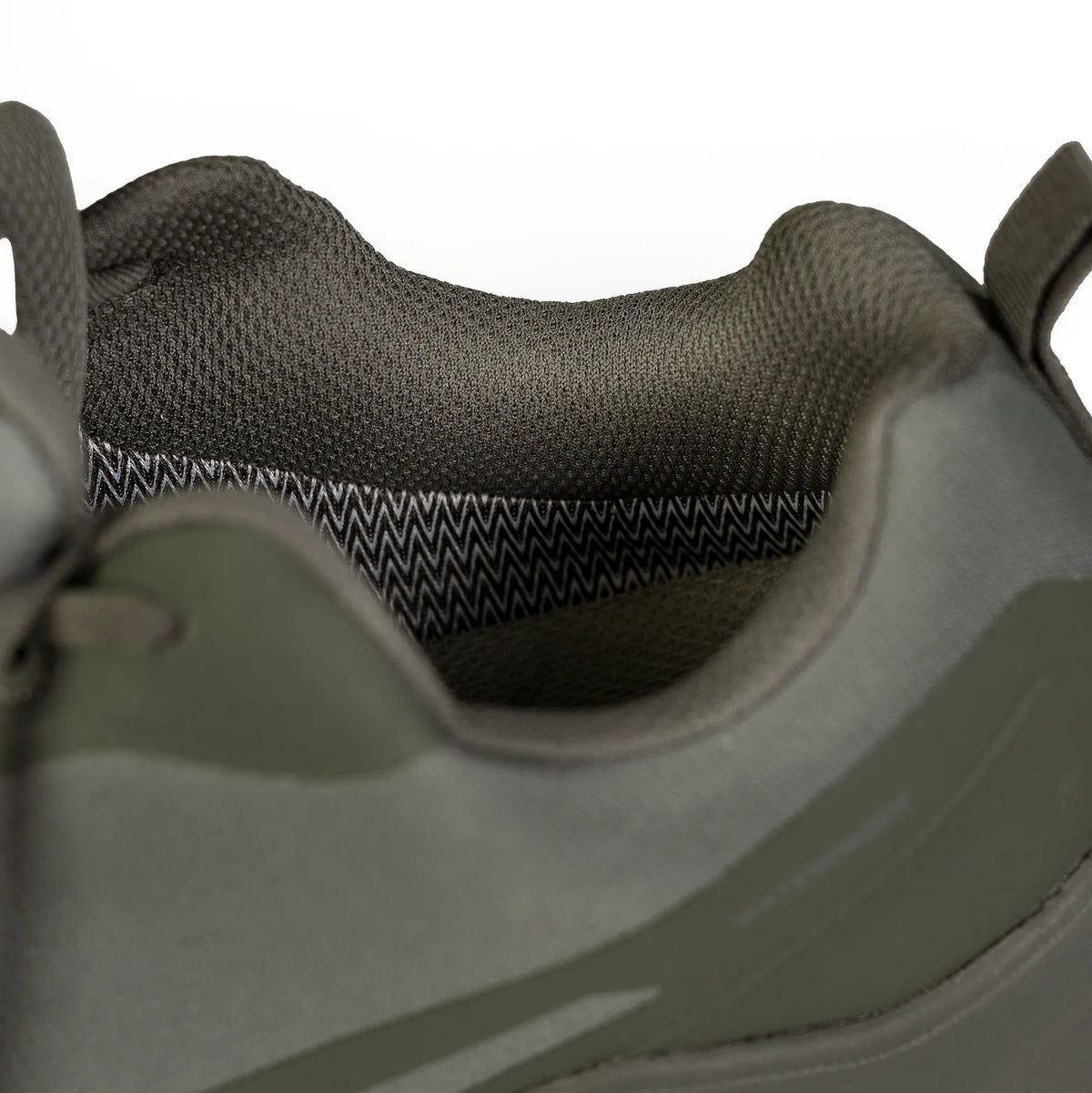 Sneakers Corett XTerm Olive