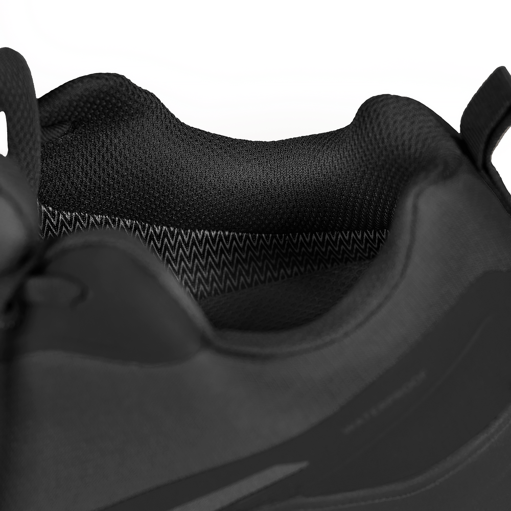 Corett XTerm Black Sneakers