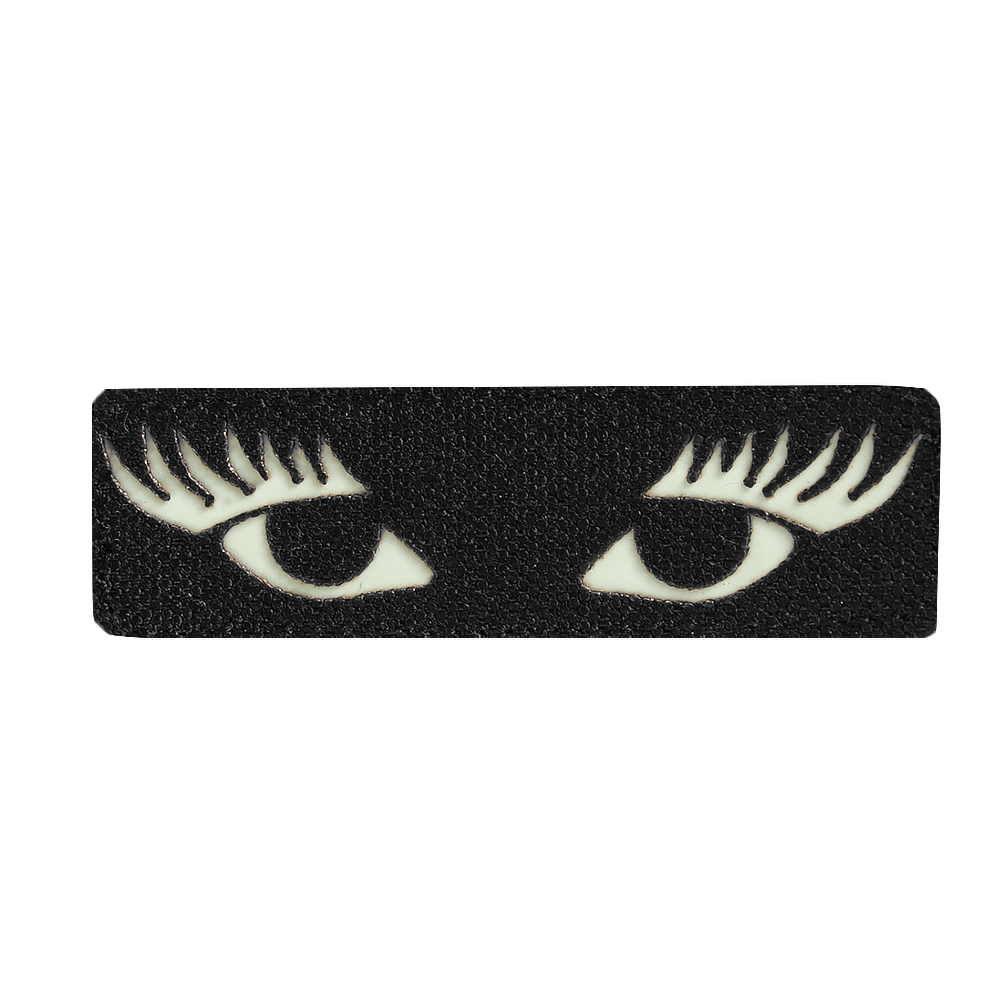 LC Patch Eyes with Lashes Black/Lumin